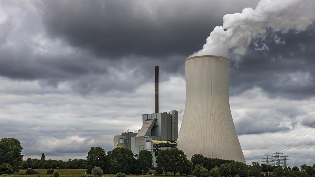 power plant, cooling tower, coal-fired power station, chimney, electricity, environment, technology, industrial plant, environmental pollution, factory, steam, clouds, nature, power supply, power generation, energy generation, environmental protection